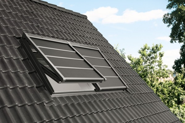 Velux Solar-Hitzeschutzmarkise SSS für Fenstergröße MK06